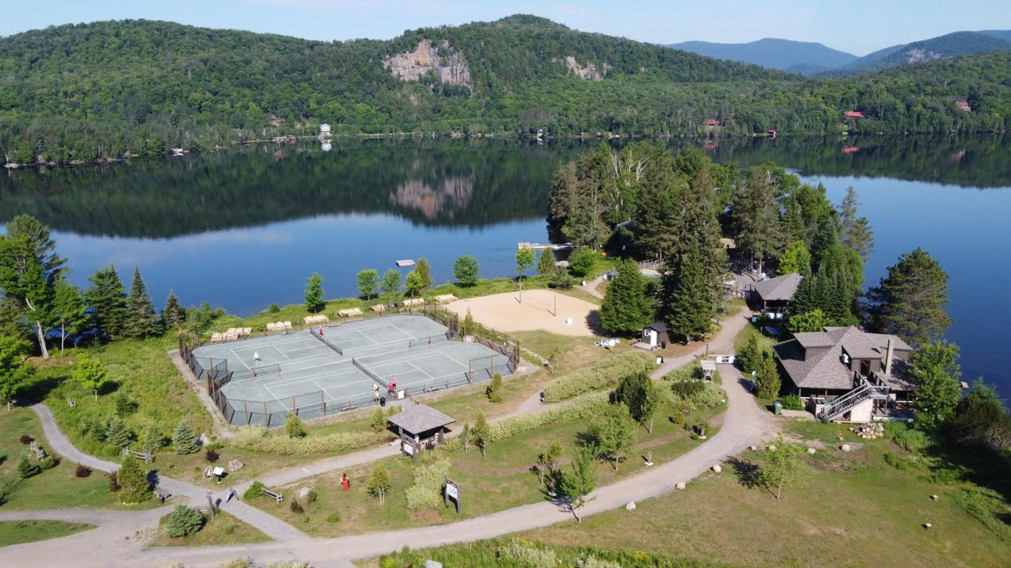 Lakefront Mountain View - Resort Loft Lac-Superieur Kültér fotó