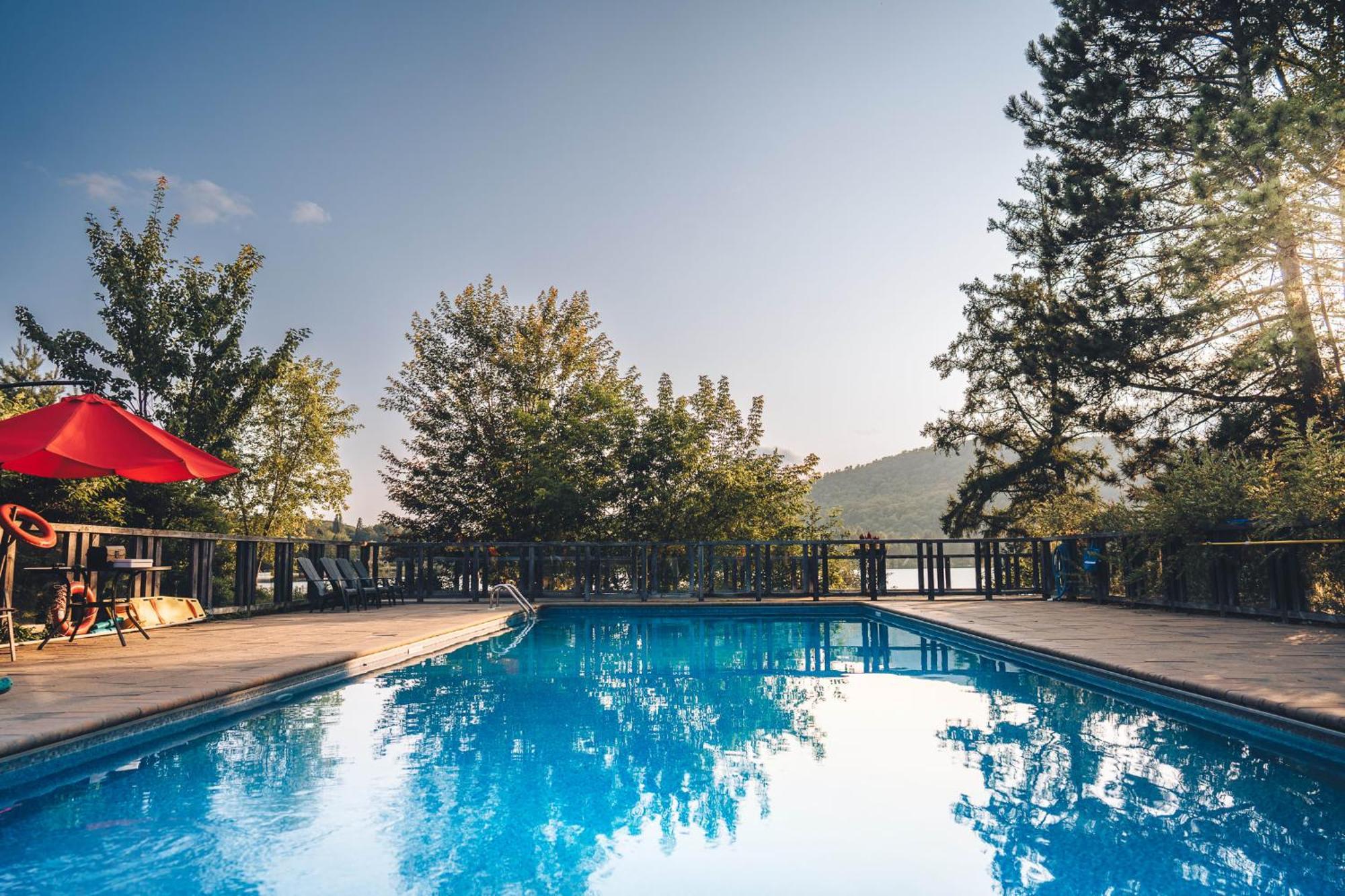 Lakefront Mountain View - Resort Loft Lac-Superieur Kültér fotó